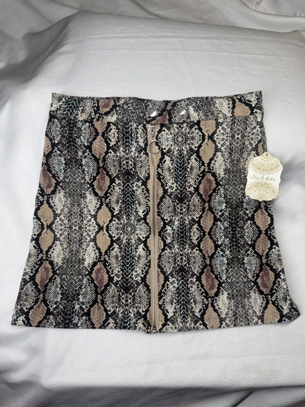 Snake-Print Front-Zip Mini Skirt - Neutral - Large